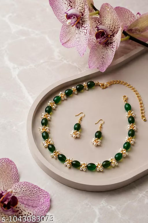 Green Beaded Necklace Set for Women
